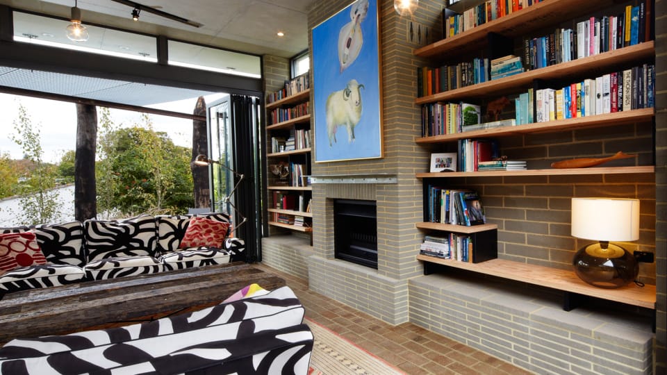 Bricks Make a Grand Statement in a Claremont Home.