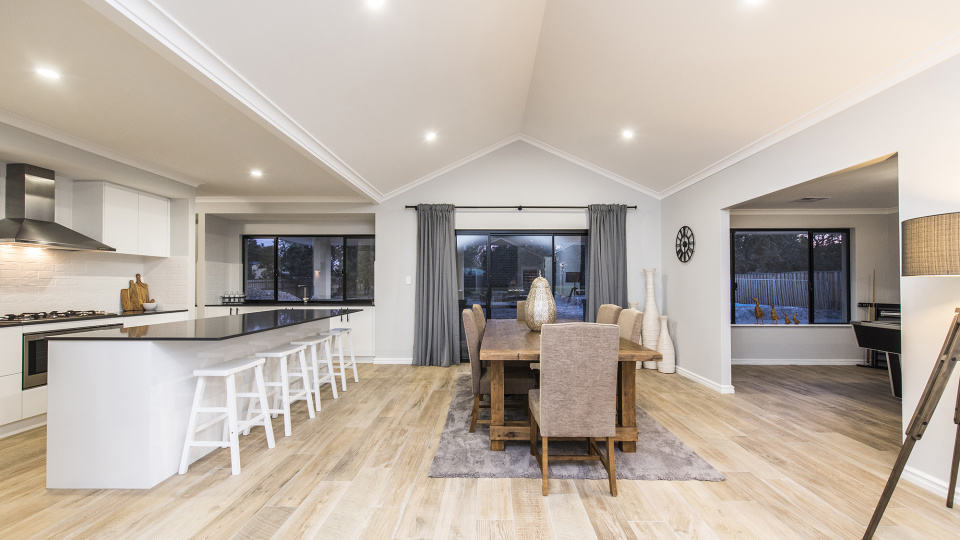 Inspired Homes: WINNER - HIA Perth Excellence in Service Medium Builder